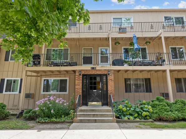 2400 Algonquin Rd Unit 4, Rolling Meadows, IL 60008