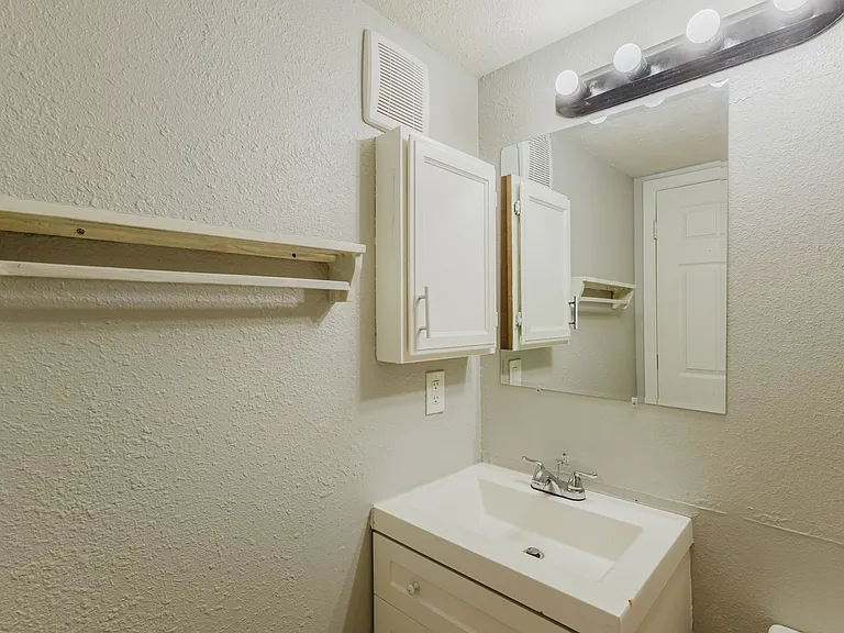 932 S Dearborn Way #18 — Photo 19