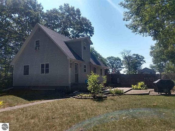 2nd image of 3839 E Michigan Ave