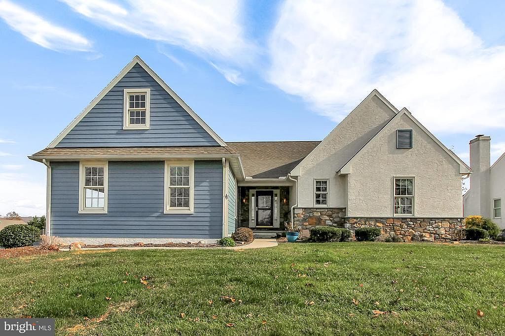 39 Parkside Dr, Elverson, PA 19520 Zillow