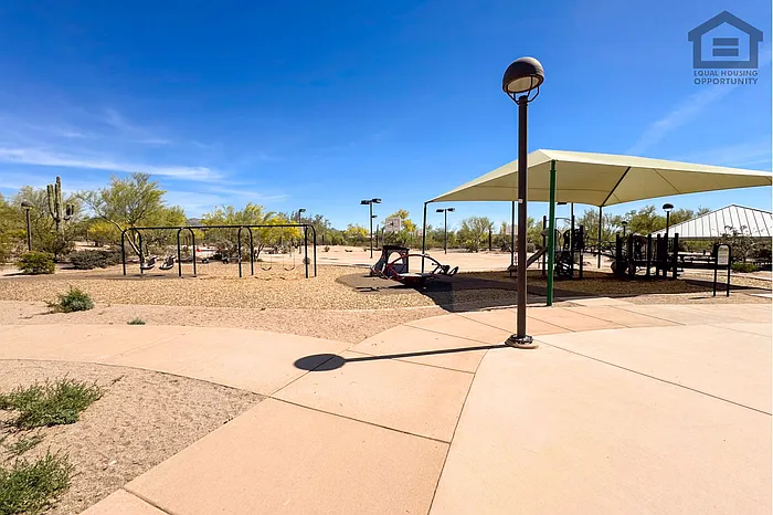 10260 E White Feather Ln #2015 — Photo 32