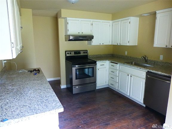 3rd image of 2530 SE Vale Ct