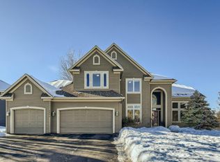 8970 Westhill Point, Eden Prairie, MN 55347