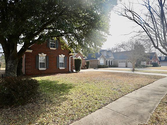 2nd image of 1855 Beachforest Way