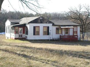 W7496 Dakota Dr, Westfield, WI 53964