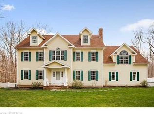 713 Nortontown Rd, Guilford, CT 06437