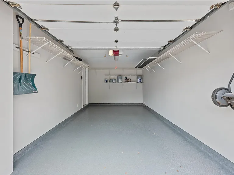 299 S Pickett St — Photo 37