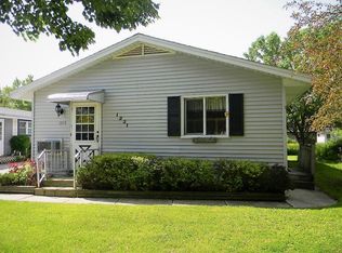 1231 Pershing Ave, Sheboygan, WI 53083