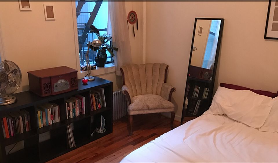 2nd image of 162 Allen St APT 7