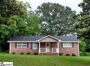 200 N Hendricks Ln, Easley, SC 29640