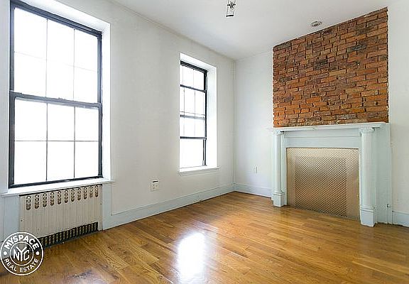 2nd image of 1418 Putnam Ave #4N