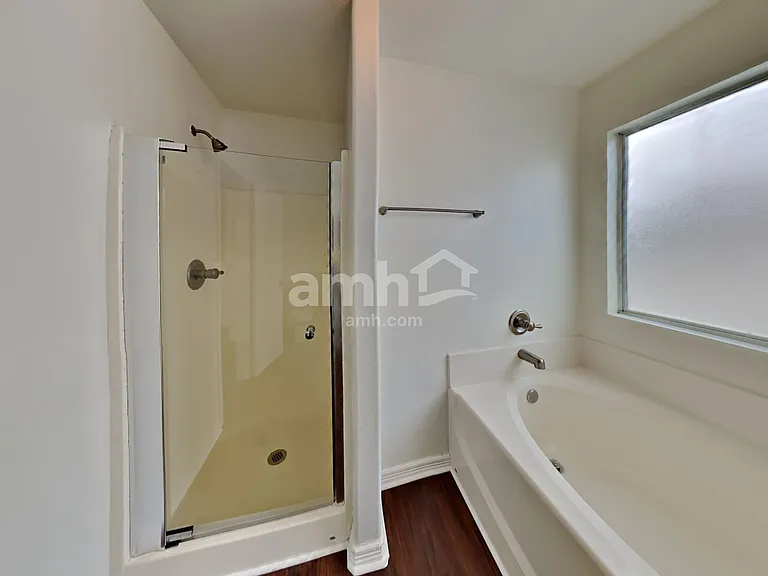2013 Briar Grove Dr — Photo 11