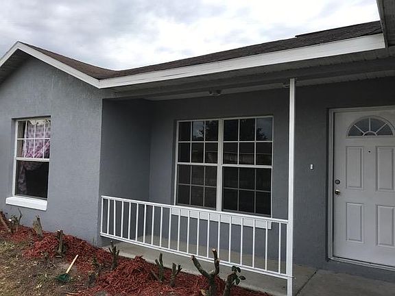 3rd image of 825 Albi Ct