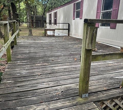 2nd image of 4243 Aqua Rd