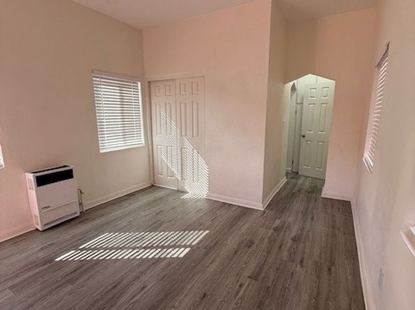 1334 N E St #11534862