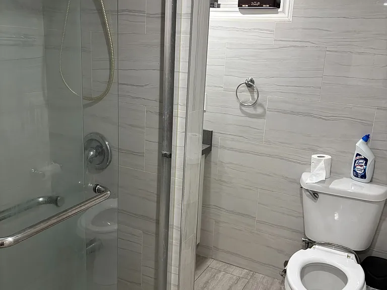 36 Neddie Dr #LOWER — Photo 9