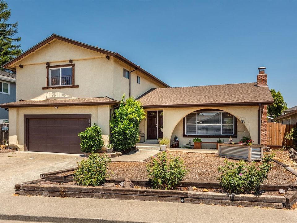 1st image of 853 Sprucewood Court