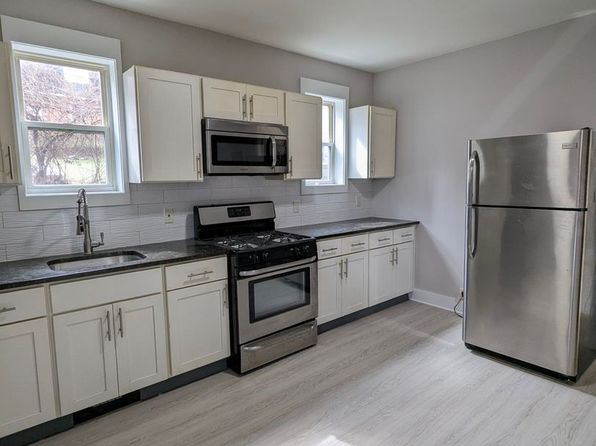 93 Robbins St #4