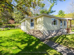 16 West Rd, Huntsville, ON P1H 1L2