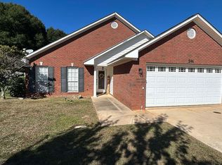 246 Windsor Garden Dr, Enterprise, AL 36330