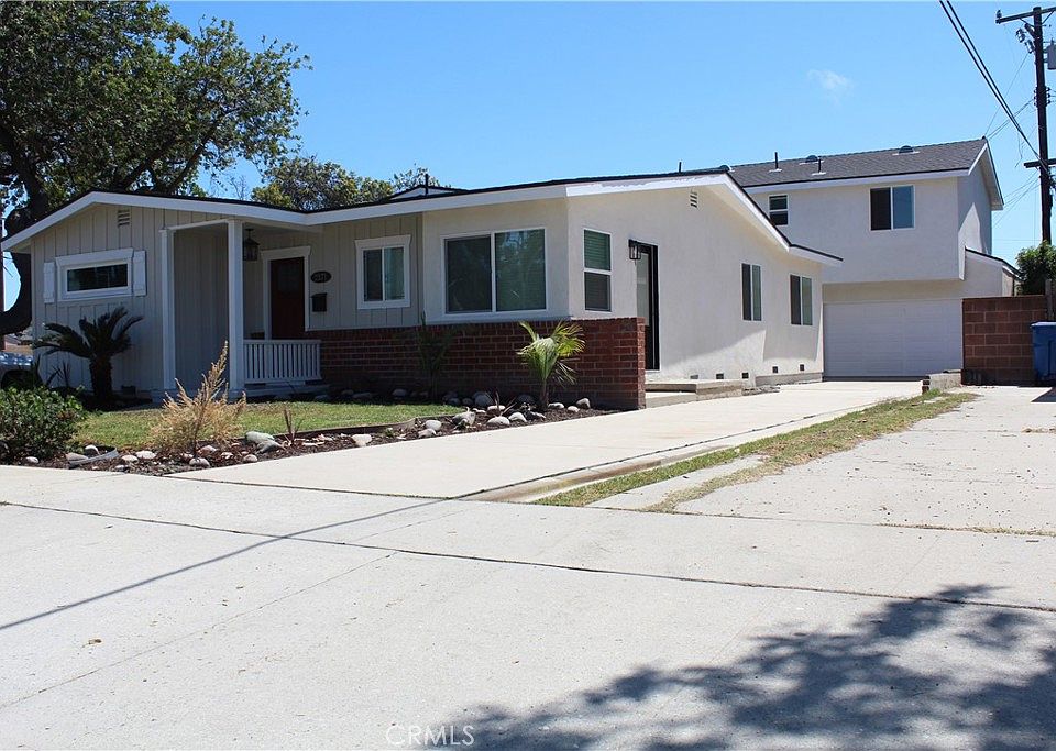 1st image of 2371 Stearnlee Ave