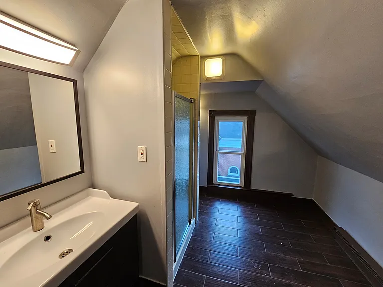 245 Commerce St #2 — Photo 10