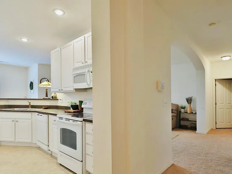 9092 Polaris Lakes Dr — Photo 7