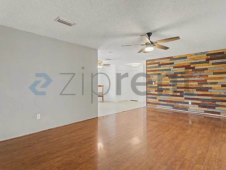 9356 Chase St — Photo 6
