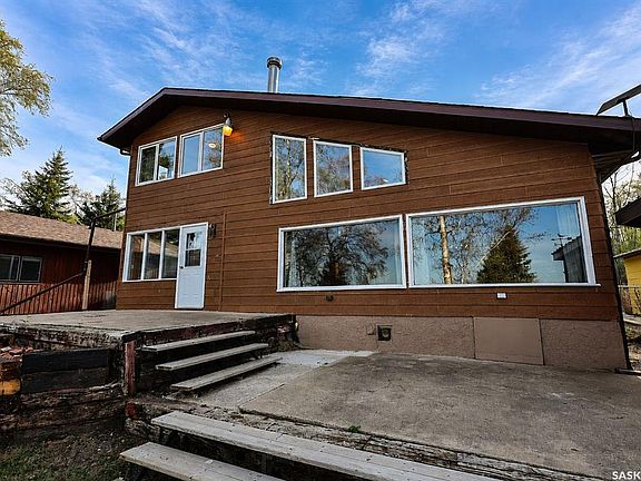 3rd image of 331 Guise DRIVE