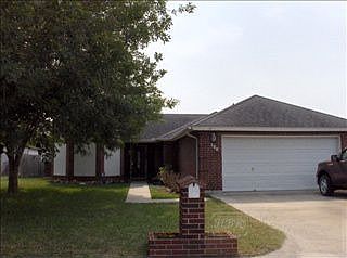 1st image of 130 Park Ln W