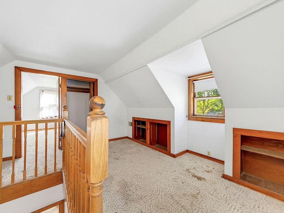14th image of 8400 W Auer AVENUE