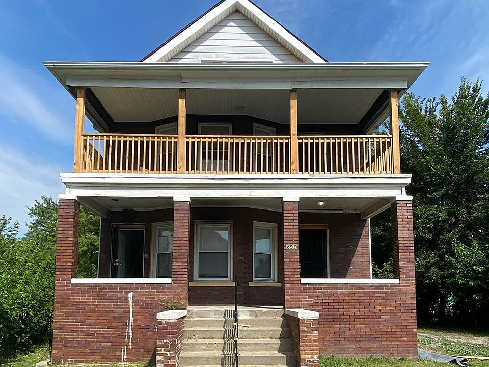 1st image of 892 Gladstone St #894
