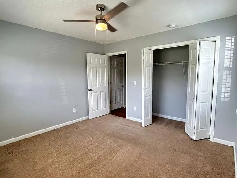90 Pointe North Dr — Photo 32