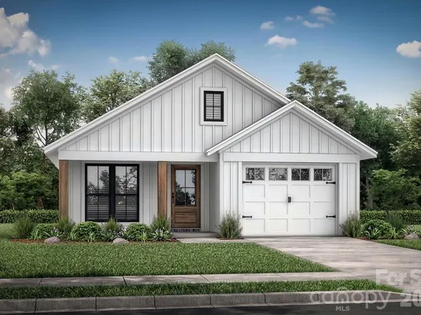 42 Peniel Rd, Columbus, NC 28782