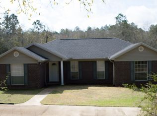 7936 Ashnick Ln, Laurel Hill, FL 32567