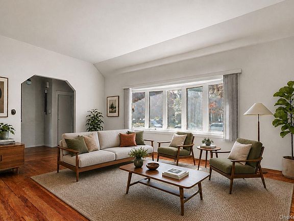 4th image of 48 Stanton Circle