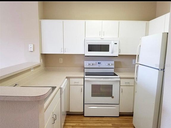 3rd image of 1910 E Palm Ave APT 8312