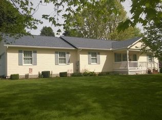 1 Windsor Dr, Greenville, PA 16125