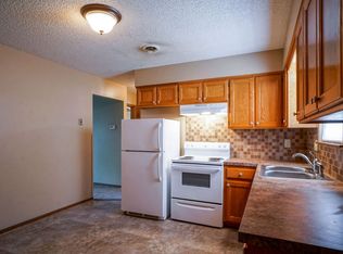 South 6th, Manhattan, KS 66502