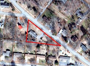 300 Redland Rd, Landrum, SC 29356