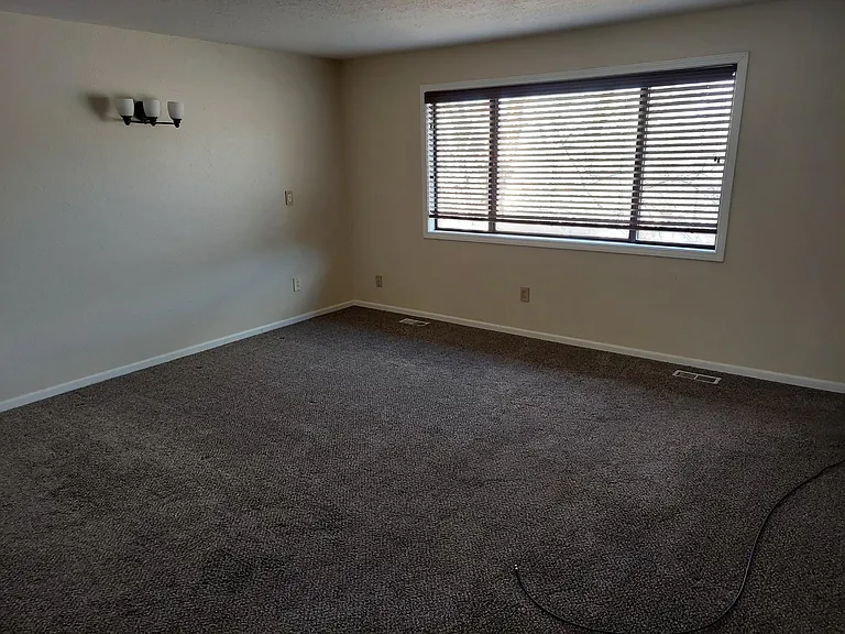 1780 E Shaw Mountain Rd — Photo 12