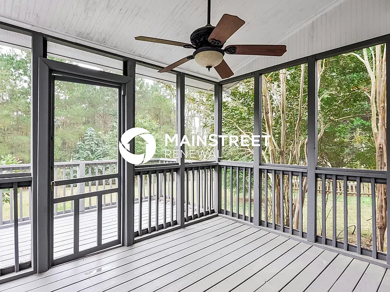 Screened In Deck