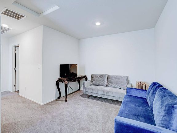 5th image of 1121 Meadow Sparrow Pl