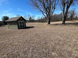 590 Lang Farm Rd, Marietta, OH 45750
