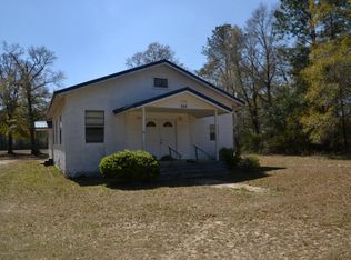 848 Lighthouse Church Rd, Holt, FL 32564