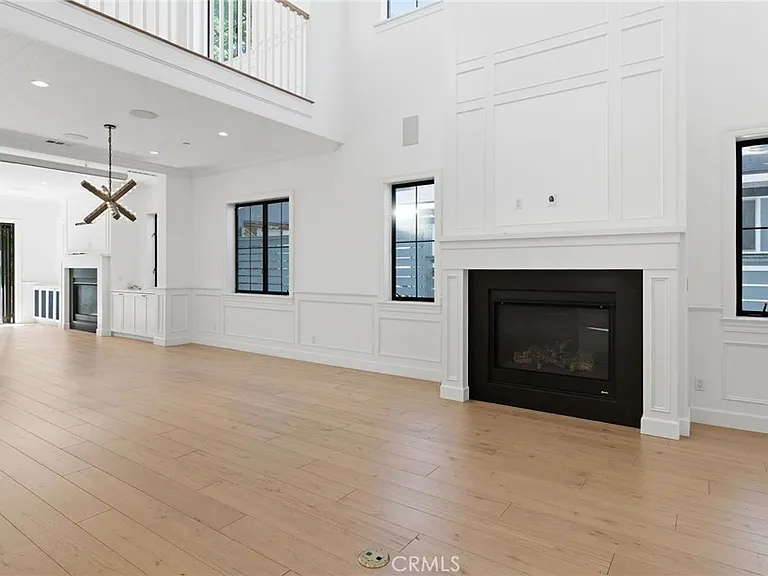 1405 Oak Ave — Photo 7