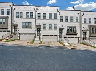 860 Stonehill Ln, Atlanta, GA 30324