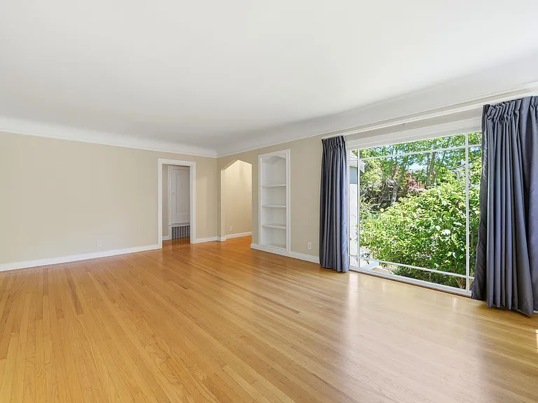 126 Jeter St — Photo 27