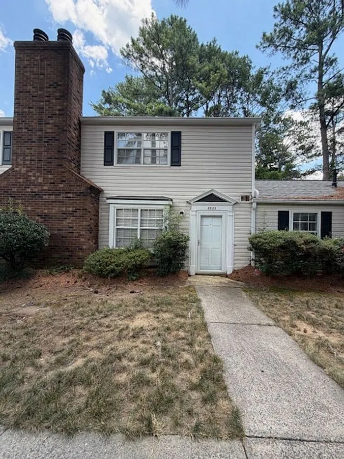 3 bed, 2.5 bath, 1176 sqft, $1,595 — Photo 1