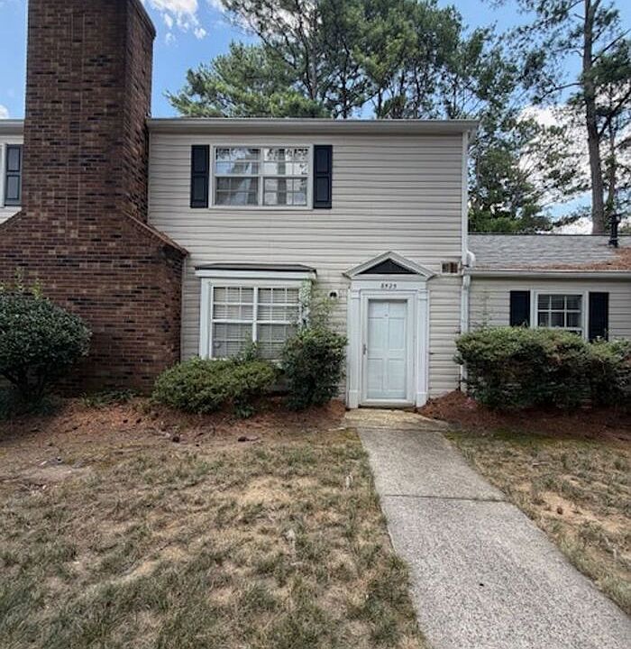 1st image of 8525 Castle Pine Ct